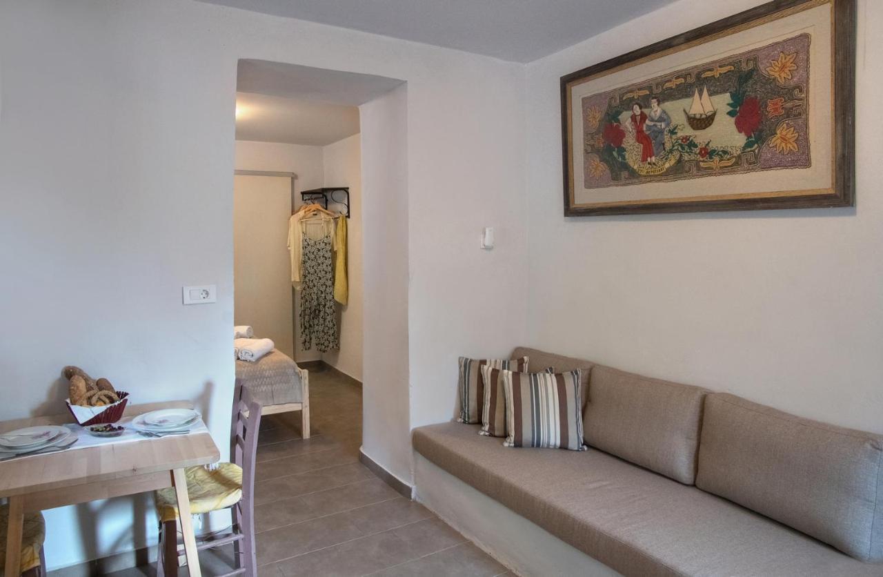 Feneri 3 -Cozy Rustic Apt 20' From Elafonisi Beach Extérieur photo